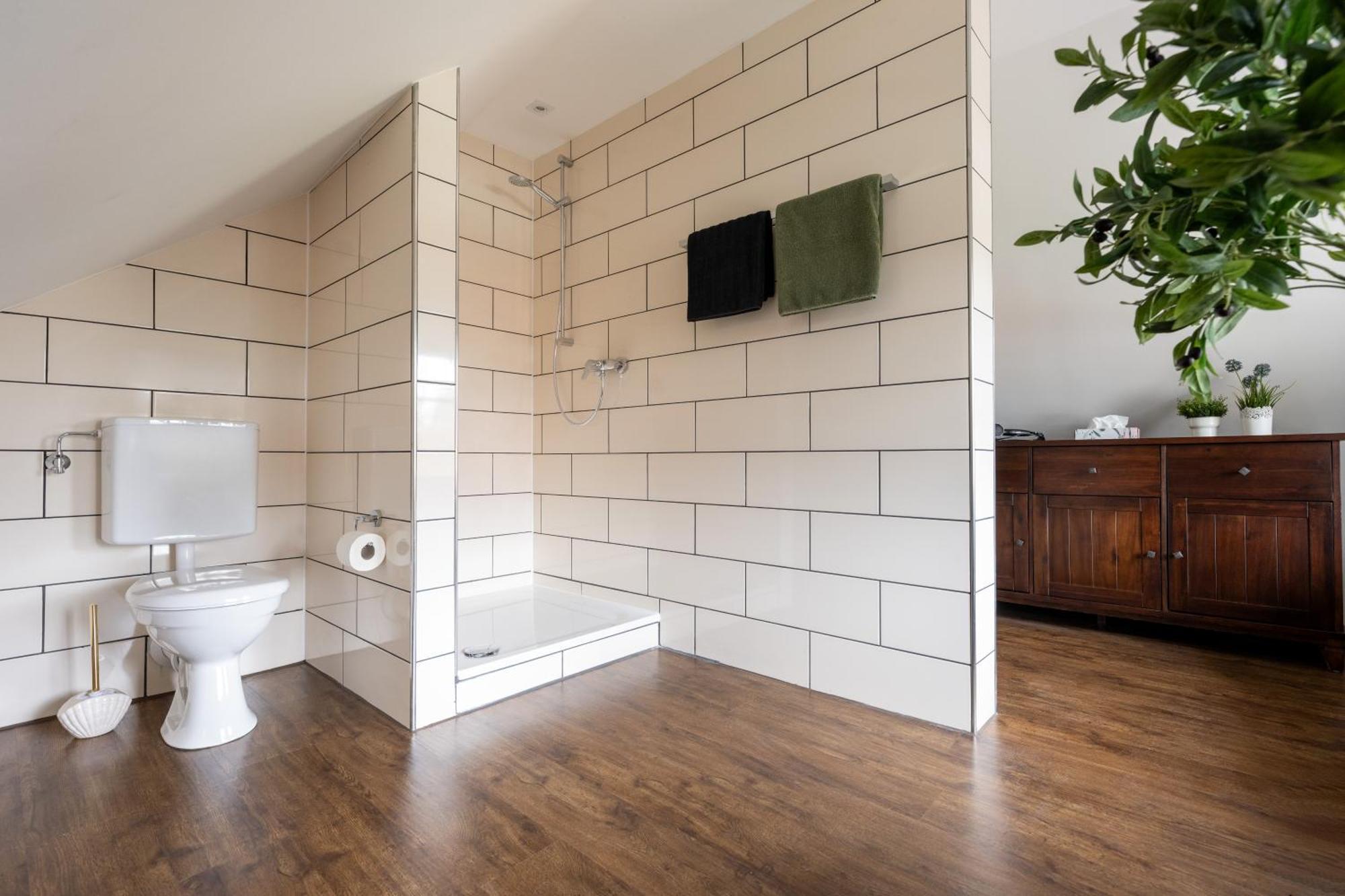 Ferienwohnung Kleiner Storch - Seehotel Duemmer Hüde Buitenkant foto